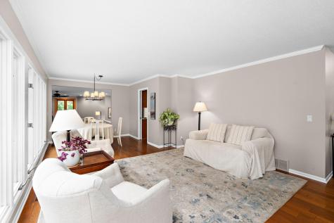 13412 Tudor Road Hopkins MN 55305