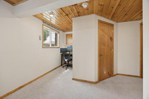 1618 Mclean Avenue Saint Paul MN 55106
