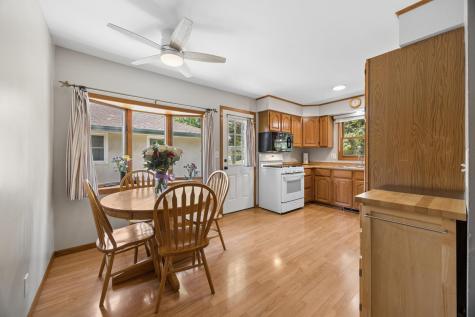 1618 Mclean Avenue Saint Paul MN 55106