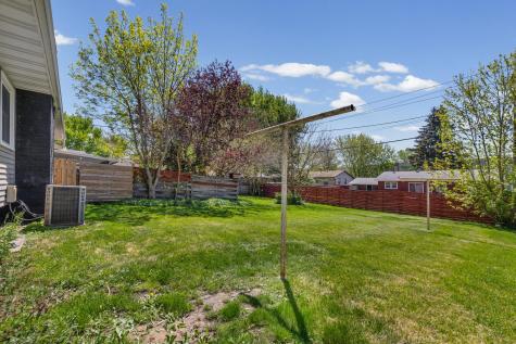 2134 Garnet Drive Eagan MN 55122