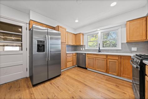 2134 Garnet Drive Eagan MN 55122