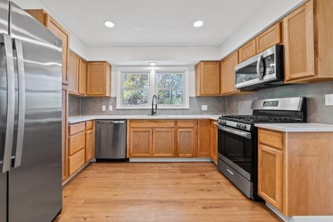 2134 Garnet Drive Eagan MN 55122