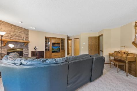 14180 Dehnsfield Road Rogers MN 55374
