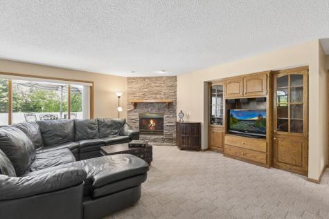 14180 Dehnsfield Road Rogers MN 55374