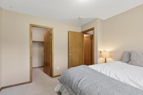 14180 Dehnsfield Road Rogers MN 55374