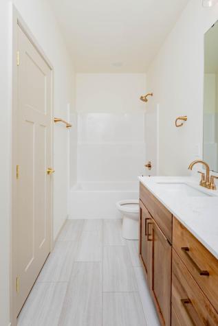 1609 5th Avenue NE Dilworth MN 56529