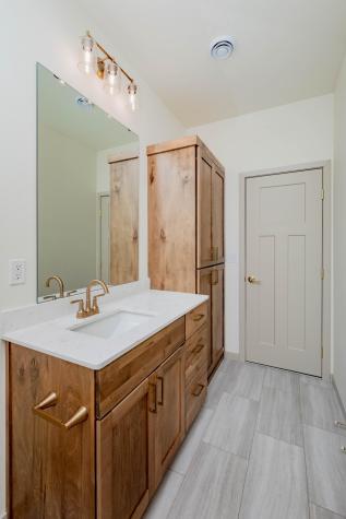1609 5th Avenue NE Dilworth MN 56529