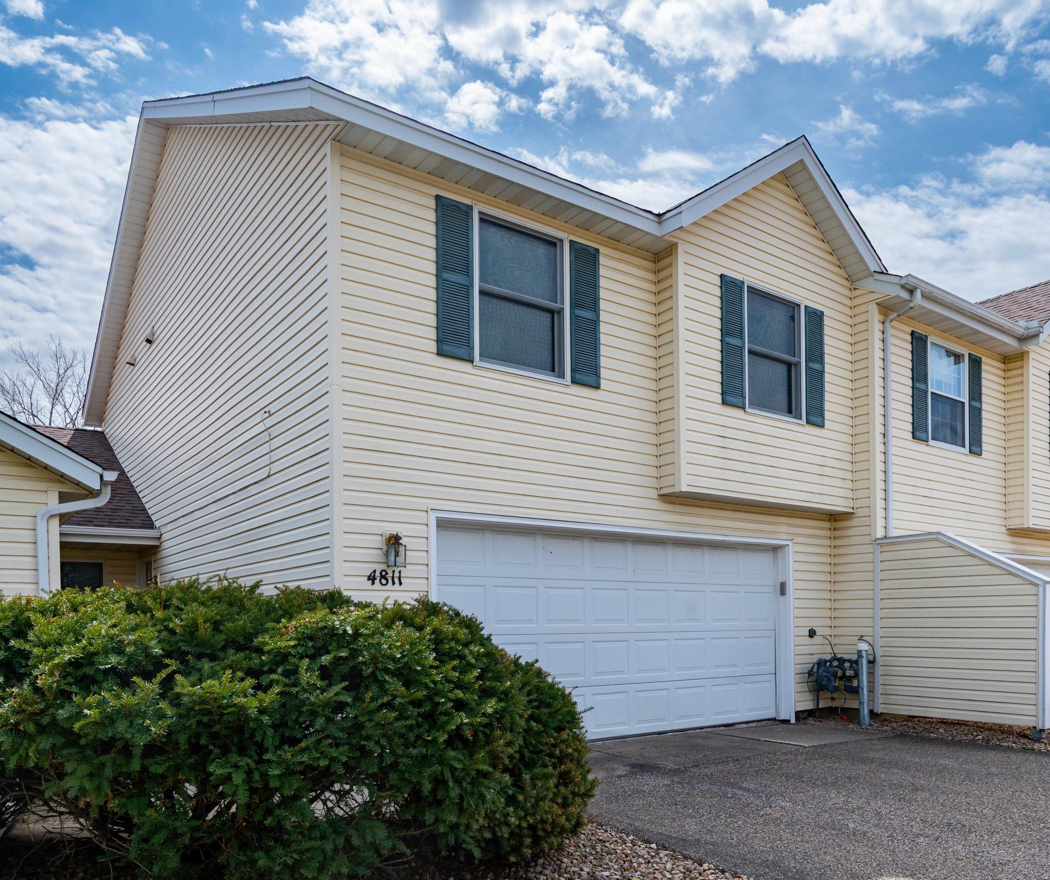4811 Orchid Lane N Plymouth MN 55446