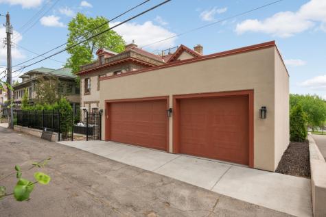 2224 W Lake Of The Isles Parkway Minneapolis MN 55405