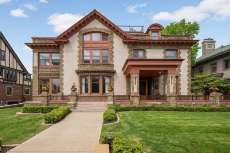 2224 W Lake Of The Isles Parkway Minneapolis MN 55405