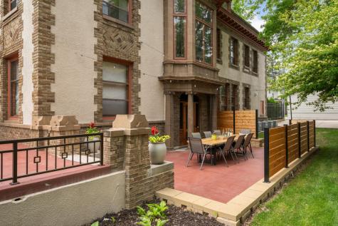 2224 W Lake Of The Isles Parkway Minneapolis MN 55405