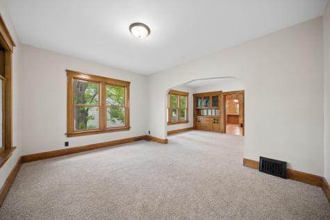 390 Mcgrann Street Green Isle MN 55338