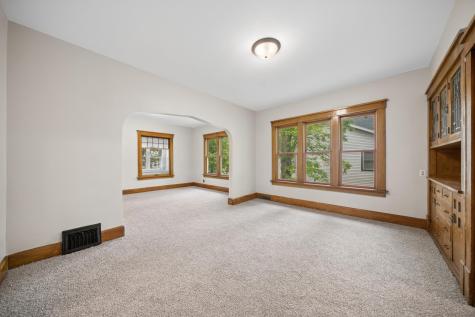 390 Mcgrann Street Green Isle MN 55338