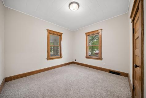 390 Mcgrann Street Green Isle MN 55338