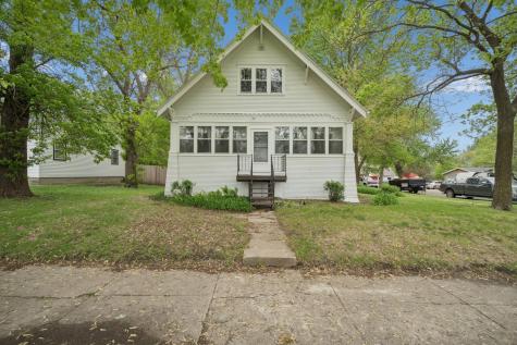 390 Mcgrann Street Green Isle MN 55338