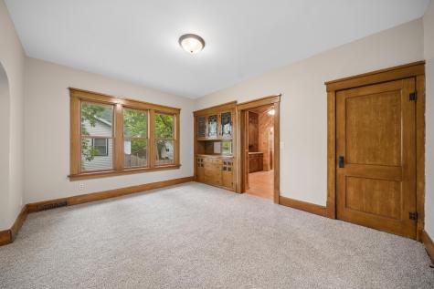 390 Mcgrann Street Green Isle MN 55338