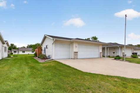 2031 Pinewood Road SE Rochester MN 55904