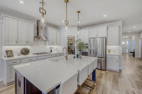 6717 Bellflower Drive Excelsior MN 55331