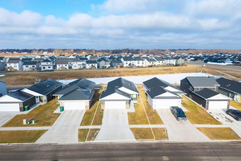6861 67th Street S Horace ND 58047