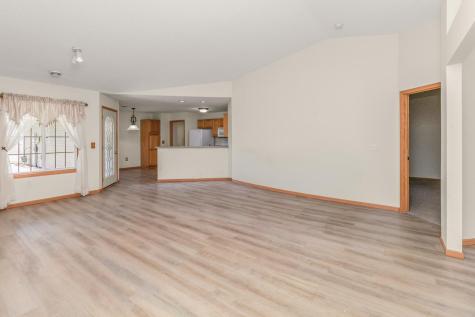 7672 Palisades Avenue NE Elk River MN 55330
