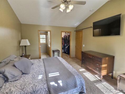 715 Acacia Drive S Annandale MN 55302