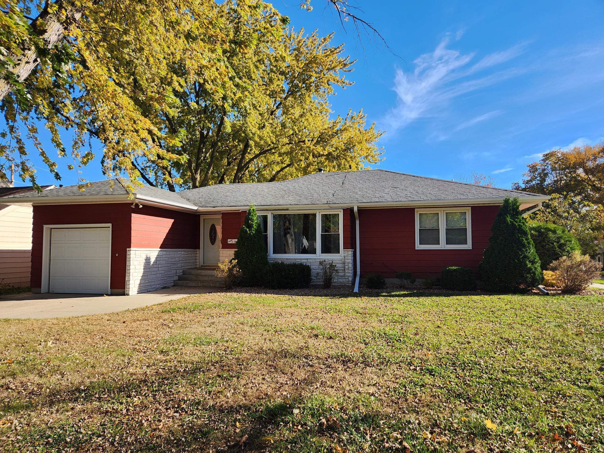 902 Clausen Avenue Albert Lea MN 56007