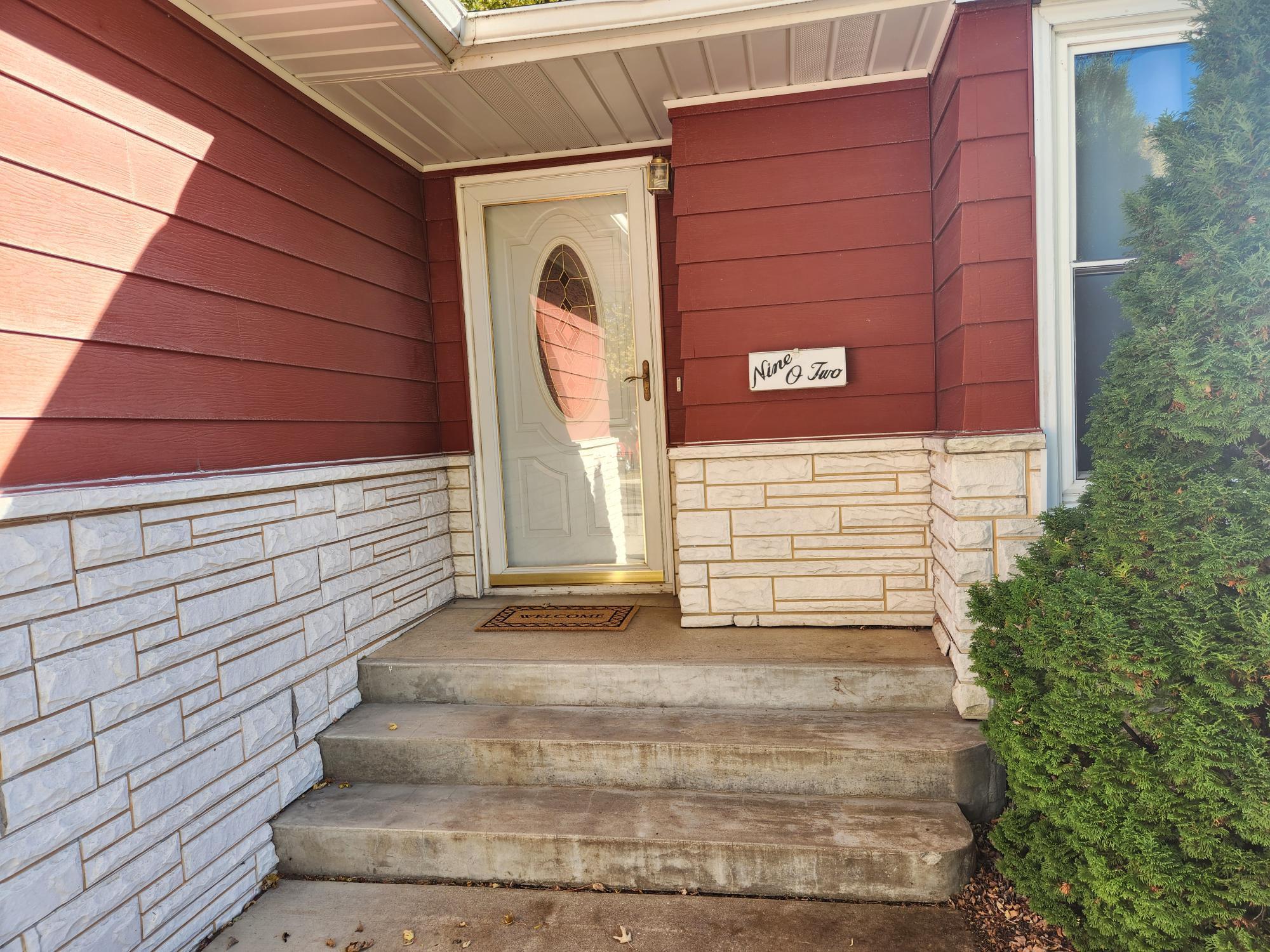 902 Clausen Avenue Albert Lea MN 56007