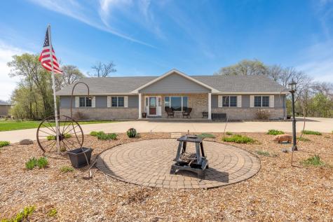7195 County Road 10 E Chaska MN 55318