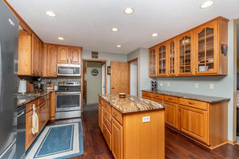 7195 County Road 10 E Chaska MN 55318