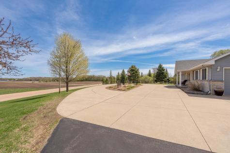 7195 County Road 10 E Chaska MN 55318