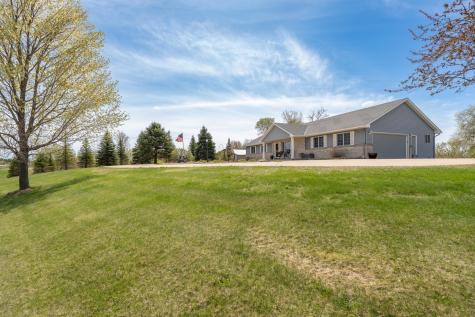 7195 County Road 10 E Chaska MN 55318