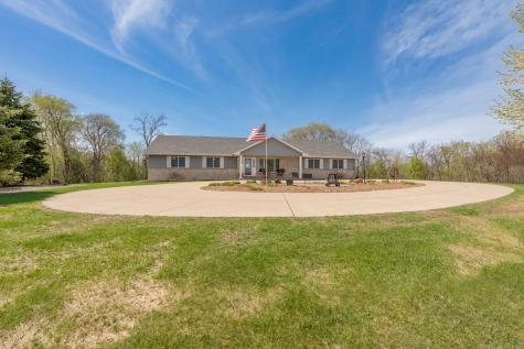 7195 County Road 10 E Chaska MN 55318