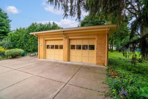 707 W Columbia Street Chippewa Falls WI 54729
