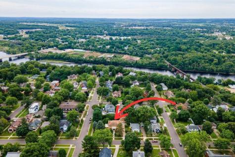 707 W Columbia Street Chippewa Falls WI 54729