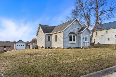117 W Van Dusen Street Springfield MN 56087