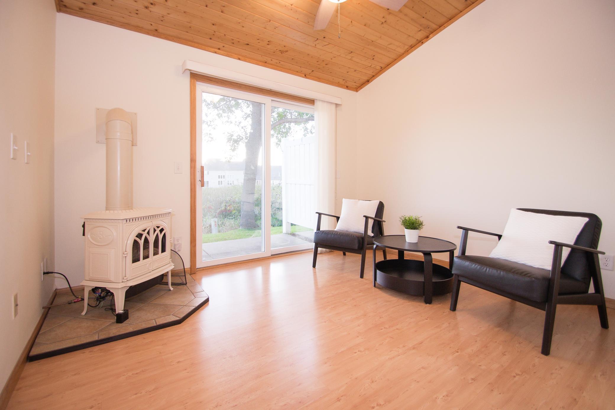 5667 Lambert Avenue NE Albertville MN 55301