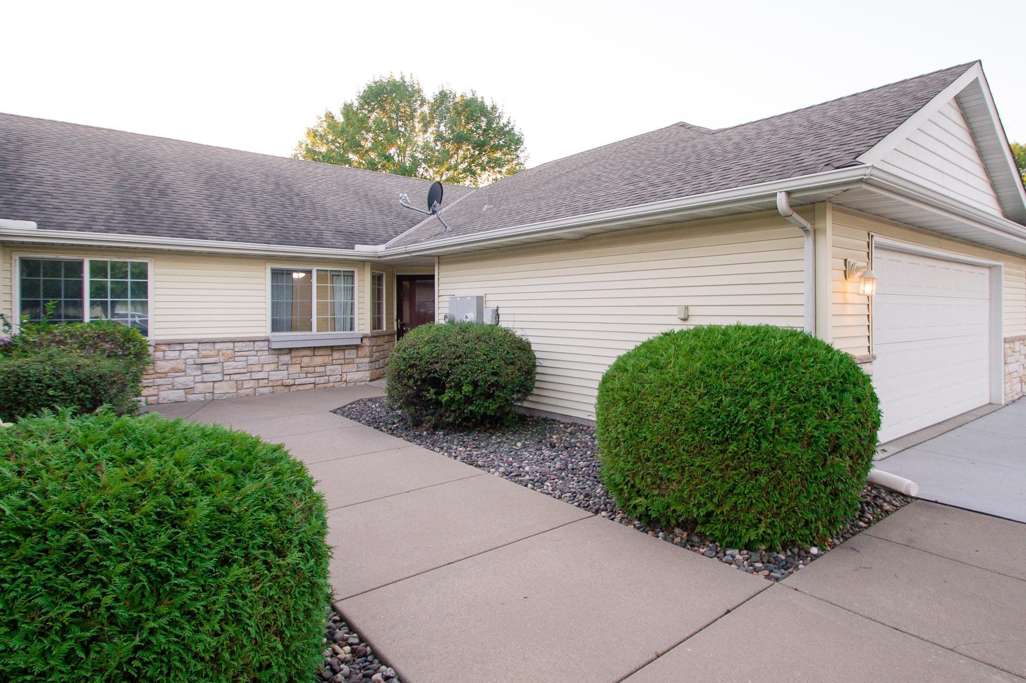 5667 Lambert Avenue NE Albertville MN 55301