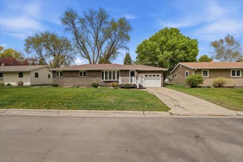 248 Wegener Drive Breckenridge MN 56520