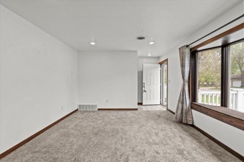 248 Wegener Drive Breckenridge MN 56520