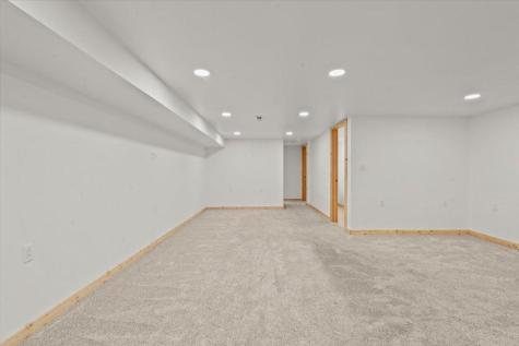 248 Wegener Drive Breckenridge MN 56520