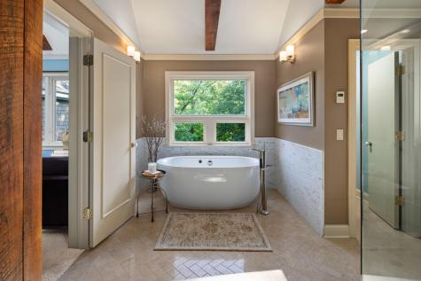 9550 Foxford Road Chanhassen MN 55317