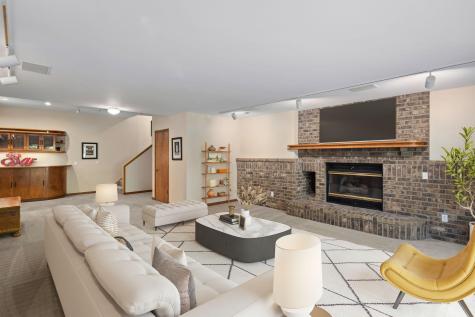 9550 Foxford Road Chanhassen MN 55317