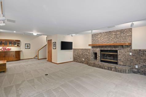 9550 Foxford Road Chanhassen MN 55317