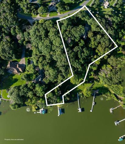 9550 Foxford Road Chanhassen MN 55317