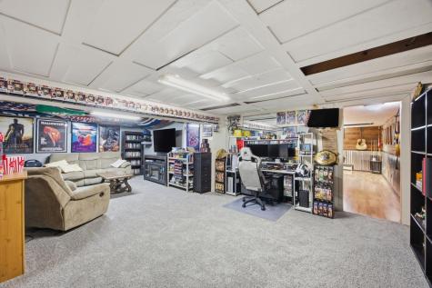 1707 6th Avenue S Fargo ND 58103