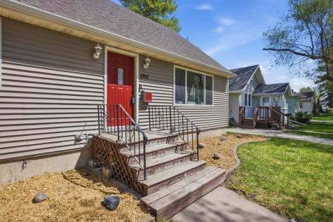 1707 6th Avenue S Fargo ND 58103