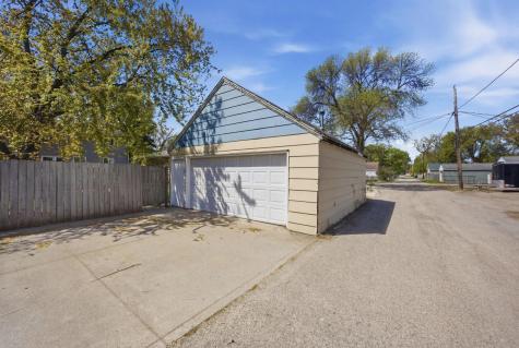 1707 6TH Avenue S Fargo ND 58103