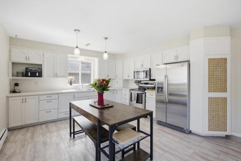 1707 6th Avenue S Fargo ND 58103