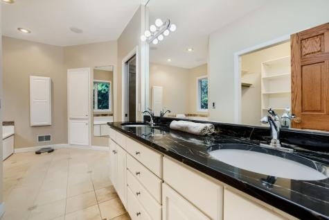 1357 High Point Court Hastings MN 55033