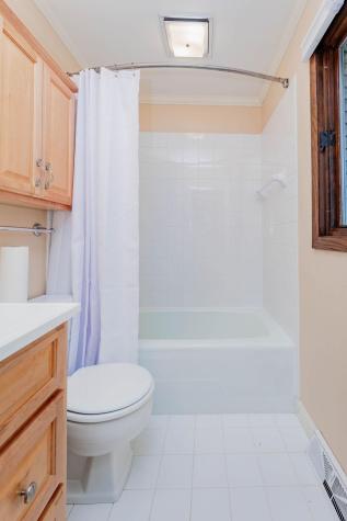 3513 River Drive S Fargo ND 58104